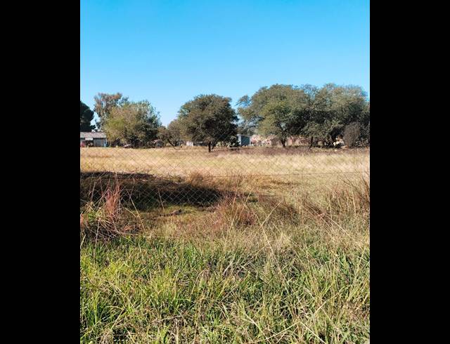 1,107M² VACANT LAND FOR SALE IN RIVERSDALE